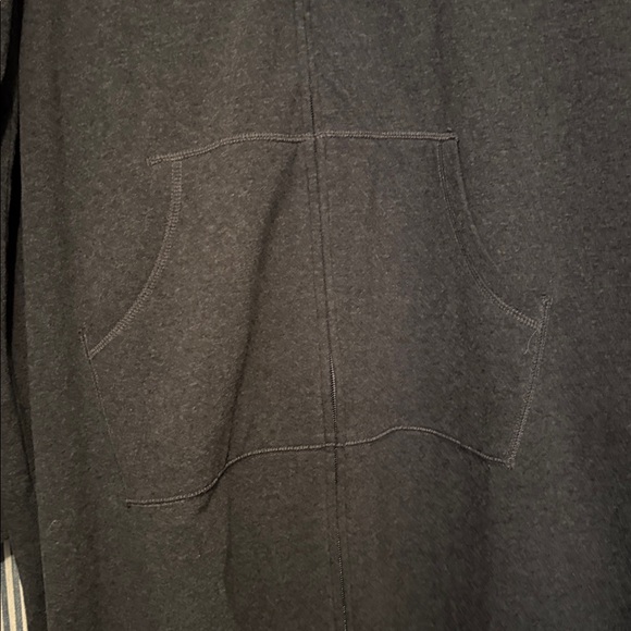 LL Bean petite fleece robe - Picture 3 of 3